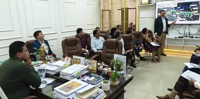 हरिद्वार में इंटीग्रेटेड रोपवे परियोजना को लेकर समीक्षा, क्रियान्वयन तेज करने के निर्देश